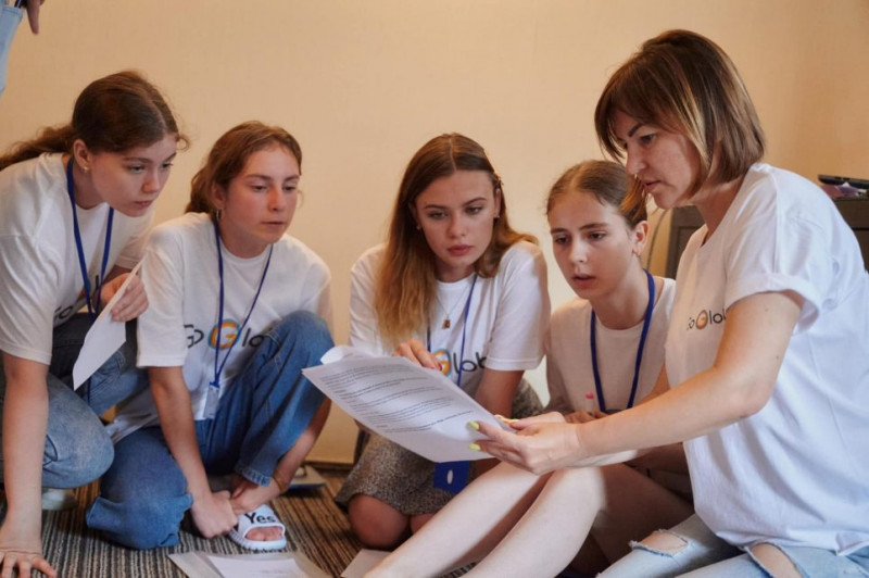 Учні 10-11 класів з прикордонних громад області провели тиждень на Закарпатті