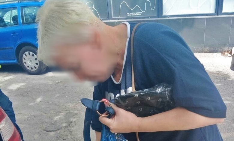 Завдяки небайдужому жителю Чернігова патрульні повернули загублені речі власниці