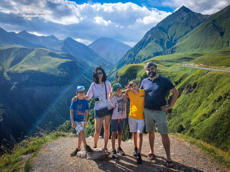 Зсув ґрунту на гірському курорті в Грузії: серед загиблих уродженка Ніжина