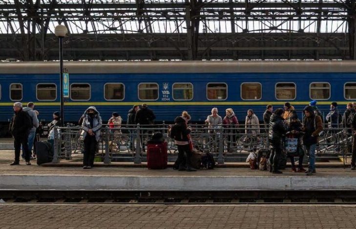 63% українських біженців планують повернутися до України