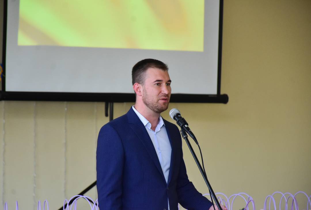 День працівника освіти: педагогам Чернігова вручили заслужені нагороди