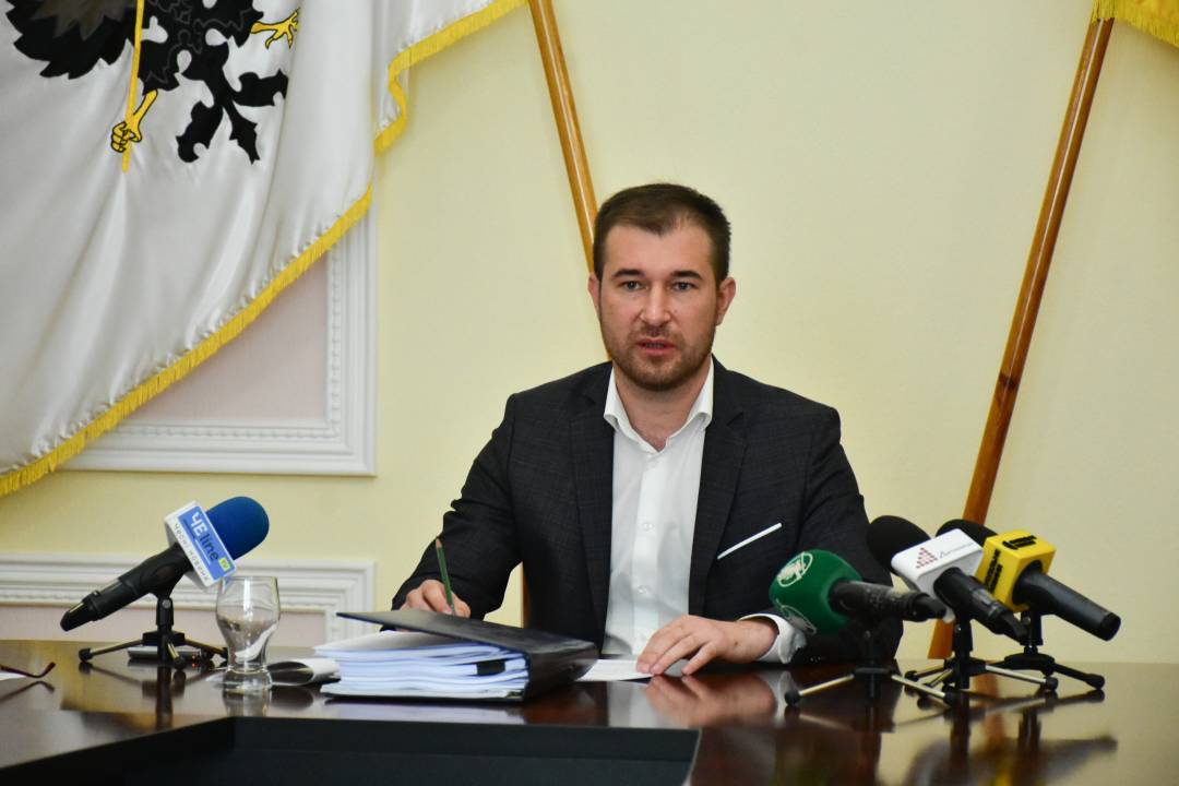 Дрони для військових, фінпідтримка «АТП-2528», звернення до Верховної Ради: депутати готуються до 34 сесії
