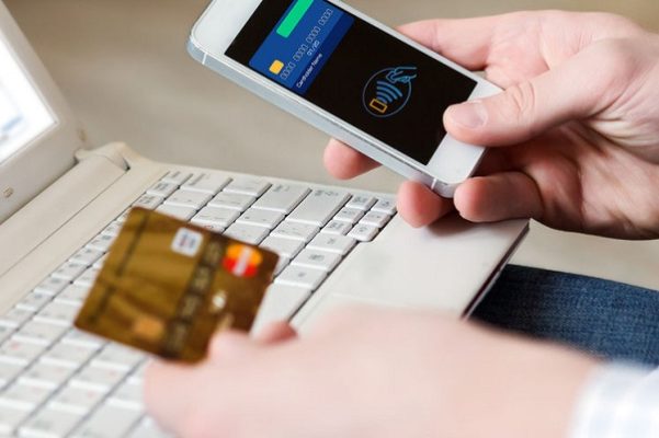 Із кредитного рахунку в чернігівки шахраї зняли кругленьку суму