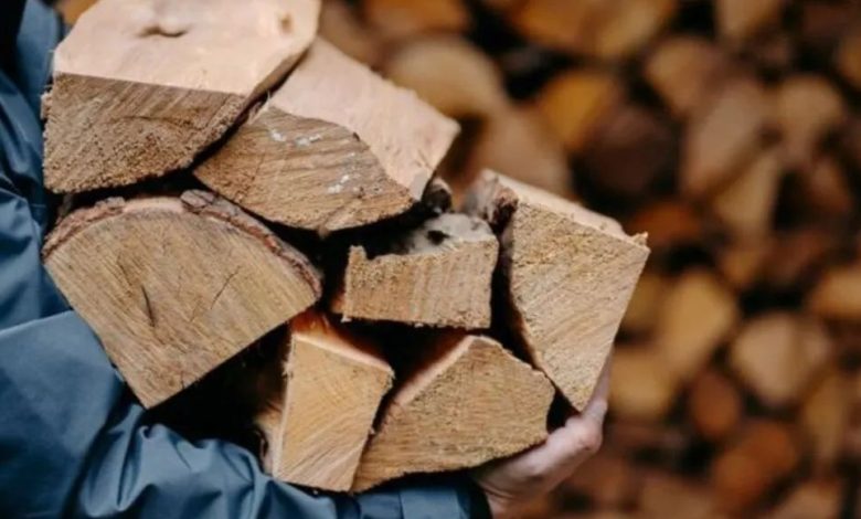 На Чернігівщині жінка перекинула шахраям кругленьку суму за дрова