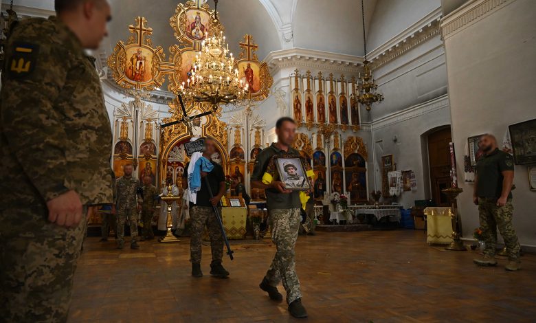 Ніжин провів в останню путь воїна