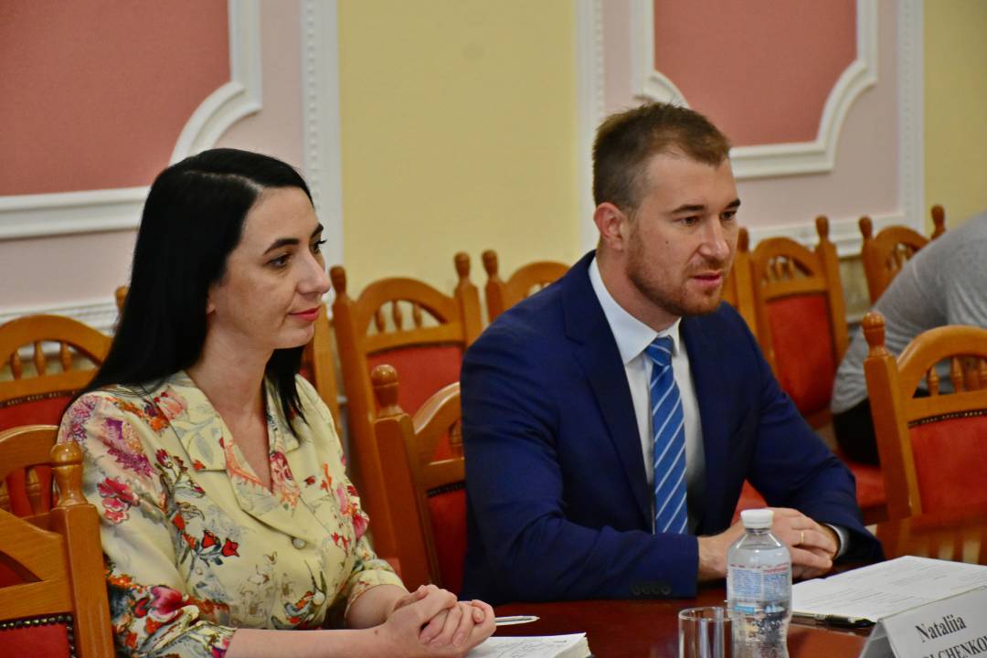 Олександр Ломако зустрівся з партнерами Чернігова, які допомагають з відбудовою