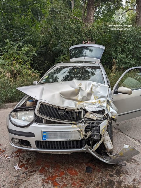 «Шкода» втаранилася в маршрутку: подробиці аварії на Єськова (Фото)