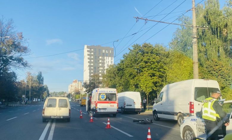 У Чернігові у ДТП потрапив велосипедист (Фотофакт)