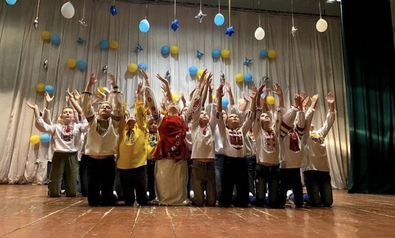 У громаді на Чернігівщині на благодійному концерті зібрали кругленьку суму на ЗСУ (Фото)