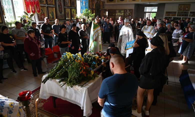 У Ніжині попрощалися з Героєм