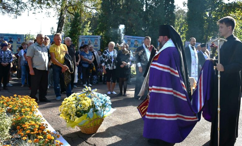 У Ніжині відбулася панахида за загиблими воїнами