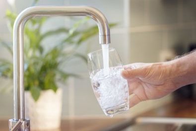 Частина мешканців Чернігова залишається без води: перелік адрес