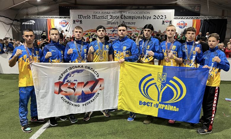 Чернігівські кікбоксери у складі української збірної посіли друге командне місце на чемпіонаті світу