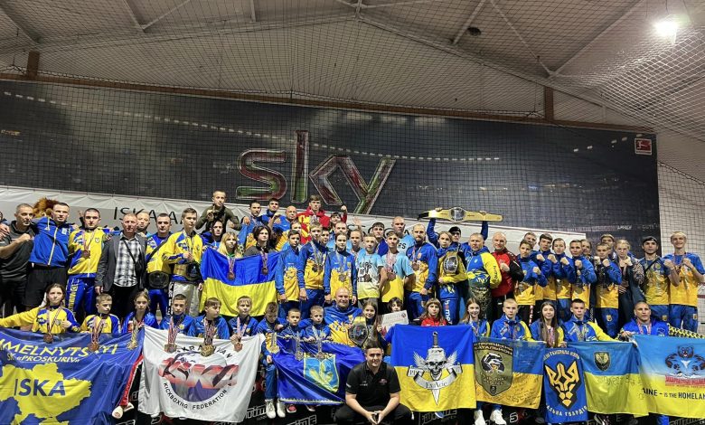 Чернігівські кікбоксери у складі української збірної посіли друге командне місце на чемпіонаті світу