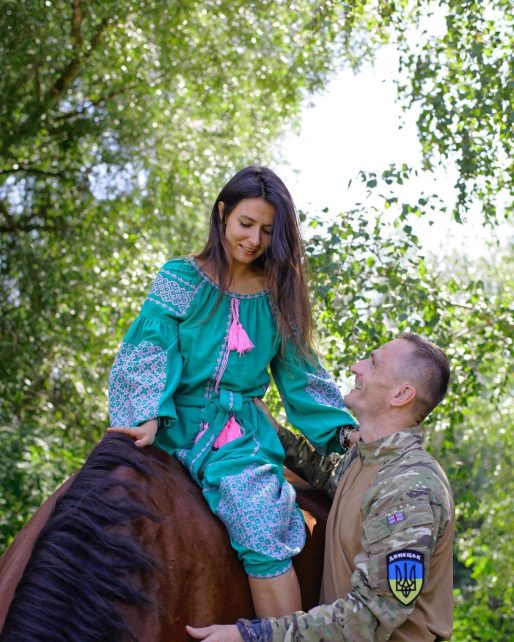 «Дім Хаскі»: на Чернігівщині можна покататися на собачих упряжках і відпочити біля каміна