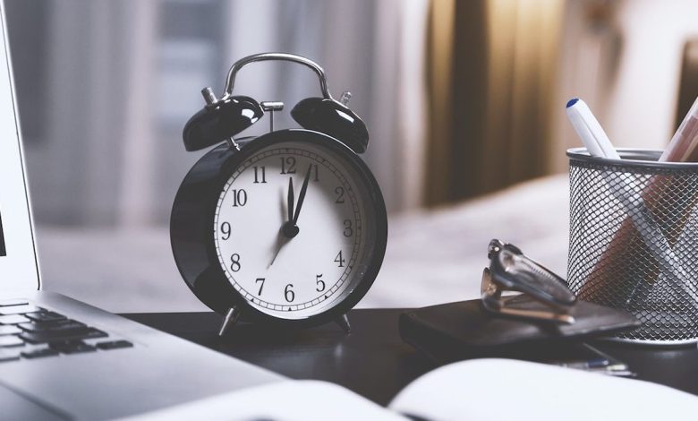 Перехід на зимовий час: не забудьте перевести стрілки годинника