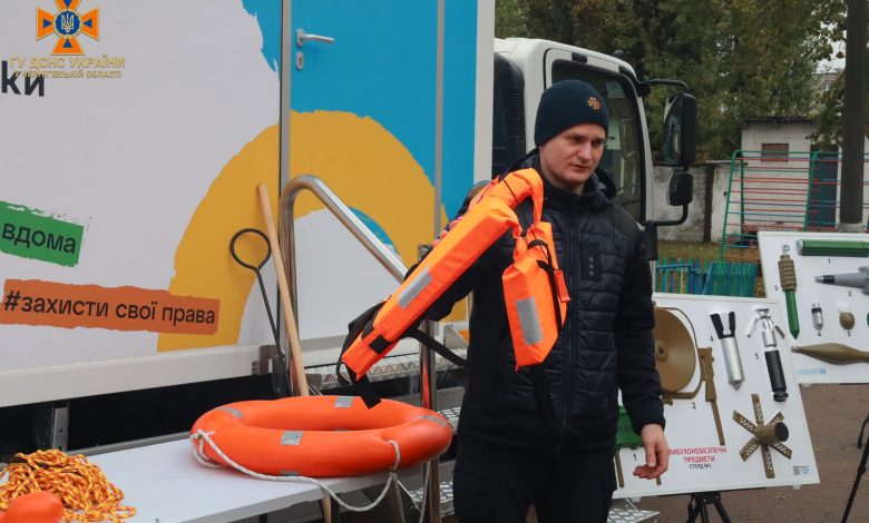 У Чернігові мобільний клас завітав до дитячого садочка (Фото)