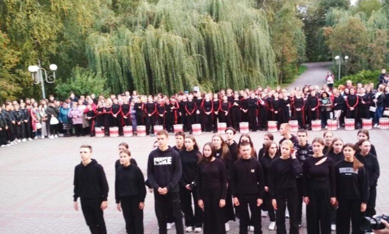 У ніжинському виші відбувся танцювальний конкурс (Фото)