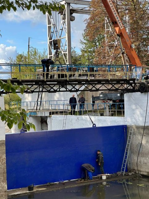 За крок від екологічної катастрофи: аварію ліквідували й врятували Остер