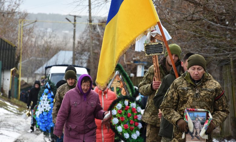 Коропська громада прощалася зі своїм Захисником