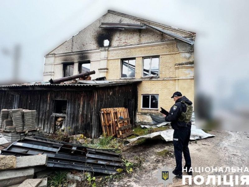 Наслідки ворожого обстрілу Семенівки (Фото)