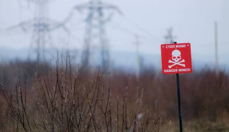 Ніжинська поліція розслідує обставини підриву трактора в полі