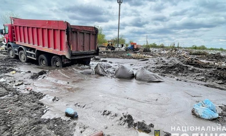 Спричинив шкоду довкіллю на 32 мільйони гривень: у Прилуках поліцейські повідомили про підозру депутату місцевої ради