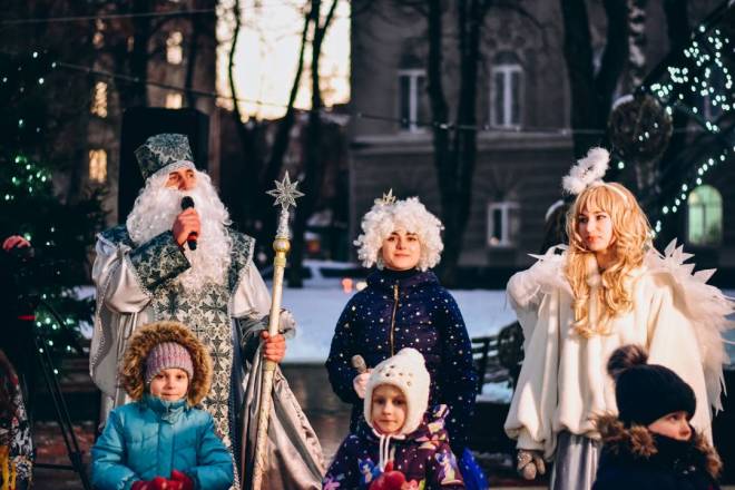 Святий Миколай привітає понад сотню чернігівських дітей, батьки яких загинули, захищаючи Україну