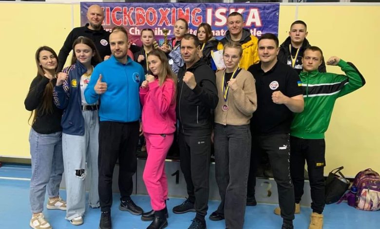 У Чернігові змагалися кікбоксери