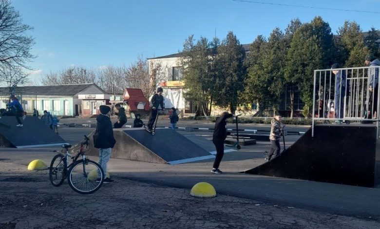 У Городні встановили скейт-майданчик для дітей та підлітків (Фото)