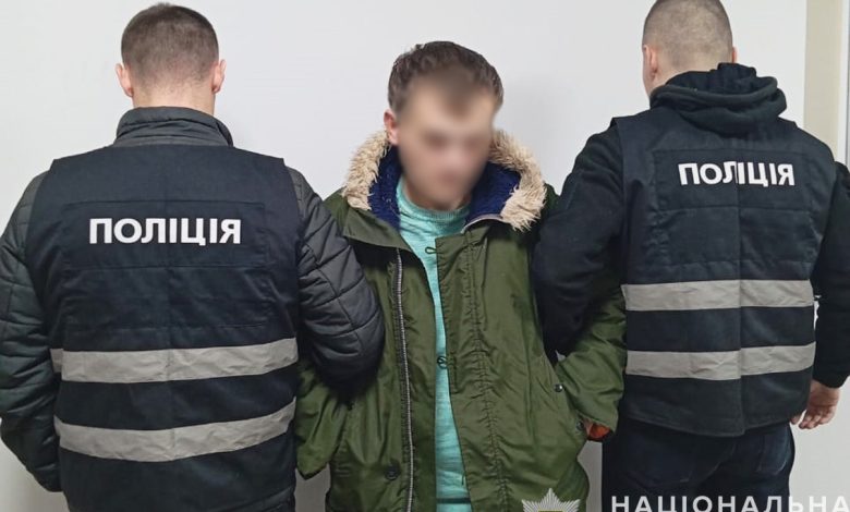 «Вашій внучці терміново потрібна операція!»: поліція Чернігівщини затримала зловмисника, який ошукав пенсіонерку