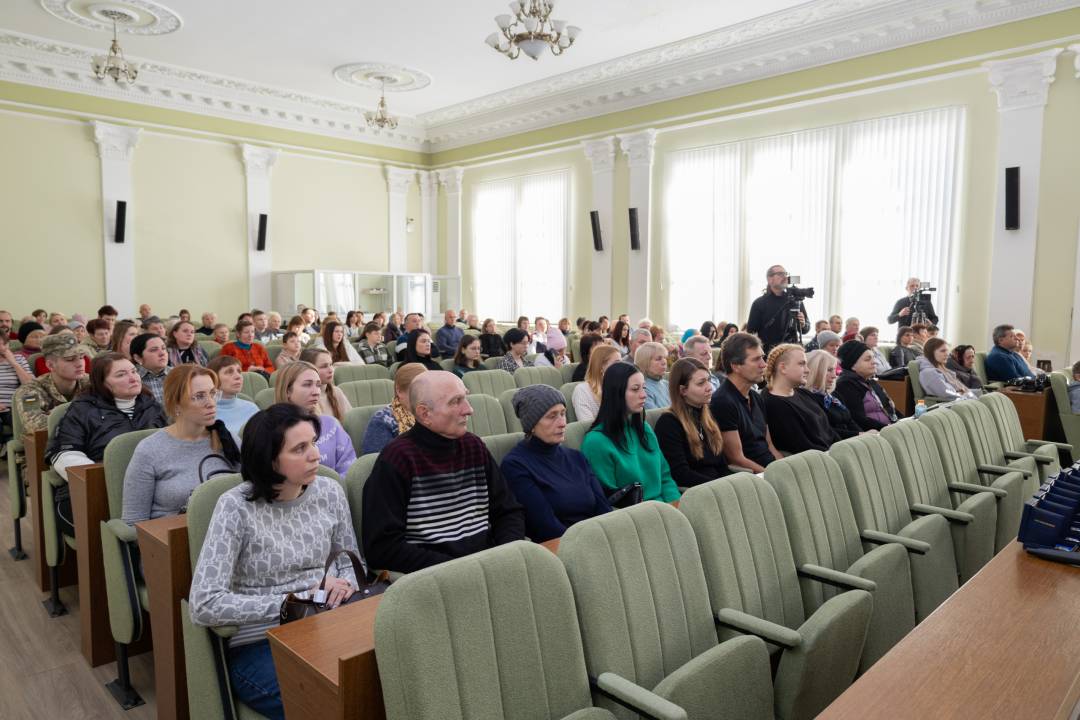 Відзнаки «За оборону Чернігова» вручили до Дня Збройних Сил України. Посмертно