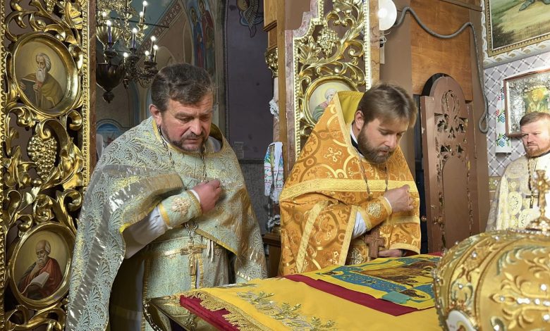 Єпископ Антоній завершив божественну літургію у Свято-Вознесенському храмі села Нова Басань (Фото)