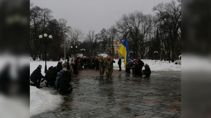 У Чернігові поховали молодшого лейтенанта Олександра Майдана