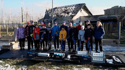 У Чернігові вихованцям школи олімпійського резерву з лижного спорту подарували 10 лазерних гвинтівок