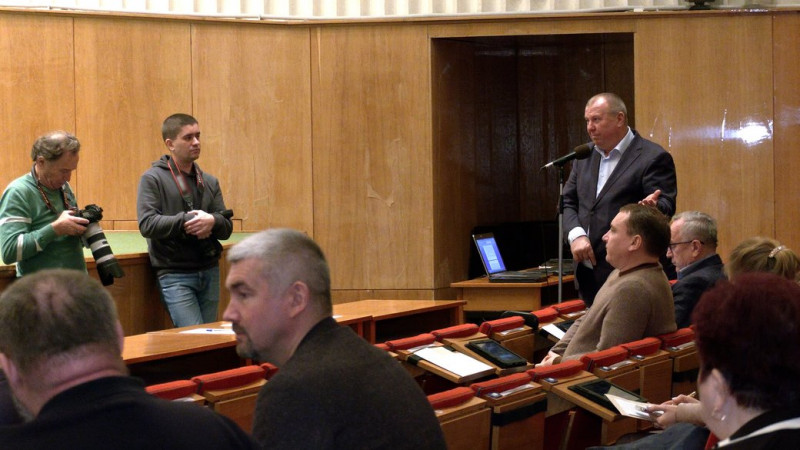 Умови обігу сільськогосподарських земель, гуманітарка, колишні депутати "ОПЗЖ": як пройшла сесія обласної ради