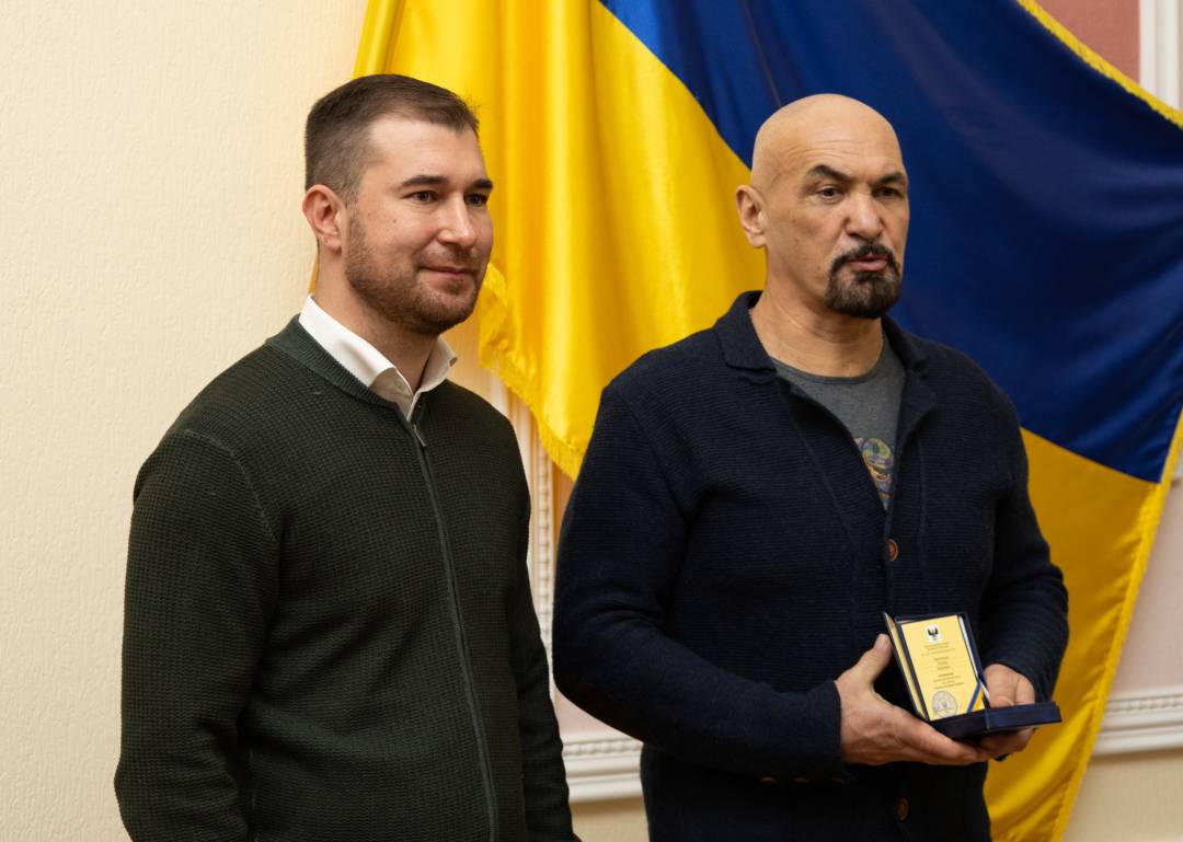 Добровольцям із числа поліцейських та ветеранів МВС України вручили відзнаку «За оборону Чернігова»