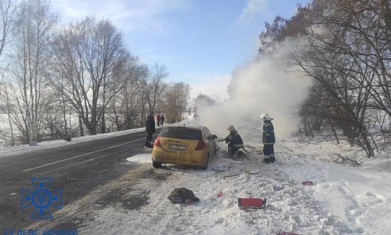 На Чернігівщині рятувальники вивільнили сім автомобілів