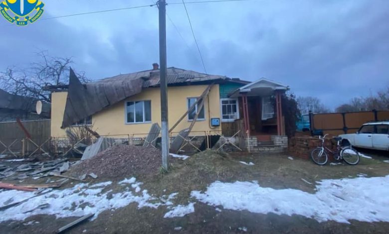 Прокуратура розпочала кримінальне провадження через загибель чоловіка у результаті масованого ворожого обстрілу Семенівки
