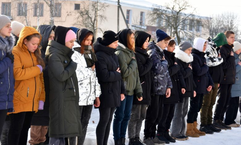 У громаді на Чернігівщині встановили пам’ятні дошки загиблим воїнам (Фото)