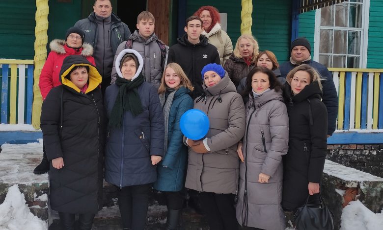 У громаді на Чернігівщині зібрали майже 10 тисяч на підтримку ЗСУ