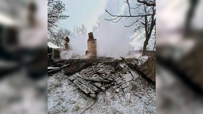 Загинули двоє людей: на Чернігівщині згорів житловий будинок