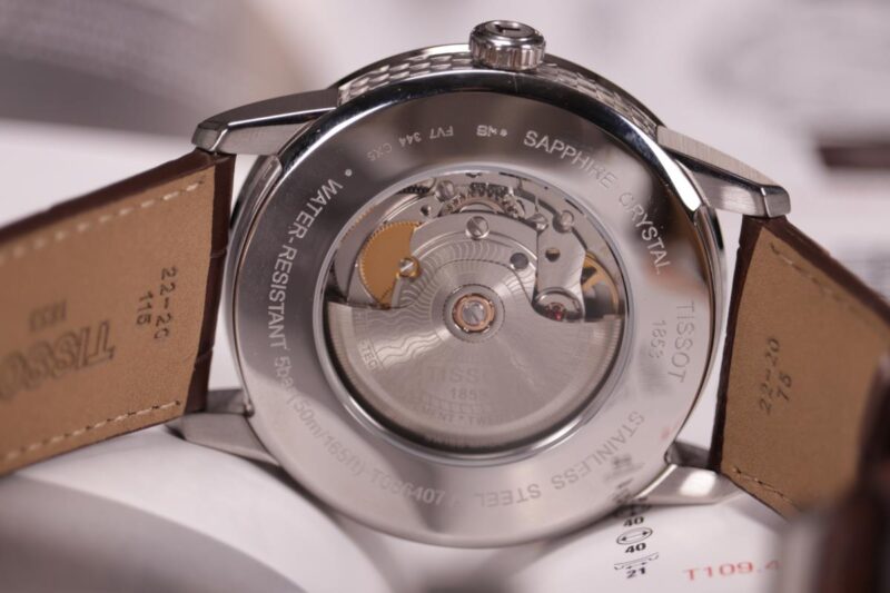 Вибір щоденного наручного годинника