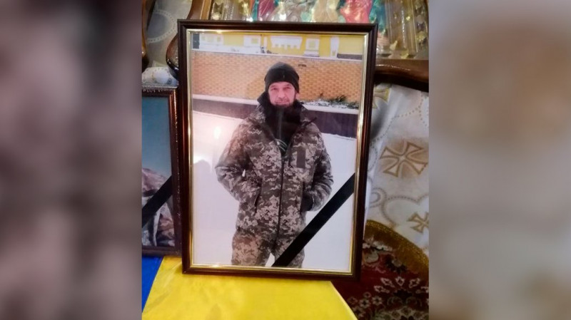 На Чернігівщині поховали трьох бійців, які загинули при виконанні бойових завдань на Харківщині та Донеччині
