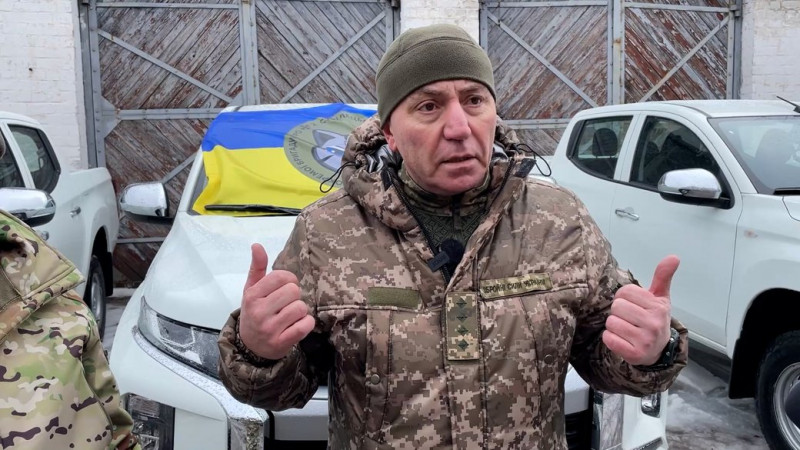 У Прилуках купили 16 пікапів для ЗСУ за гроші з міського бюджету