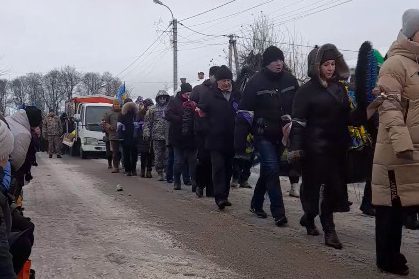 Городнянська громада провела в останню путь свого Захисника