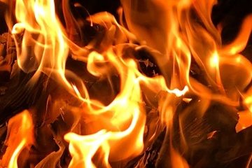 У Чернігові сталася пожежа восьмиповерхової будівлі