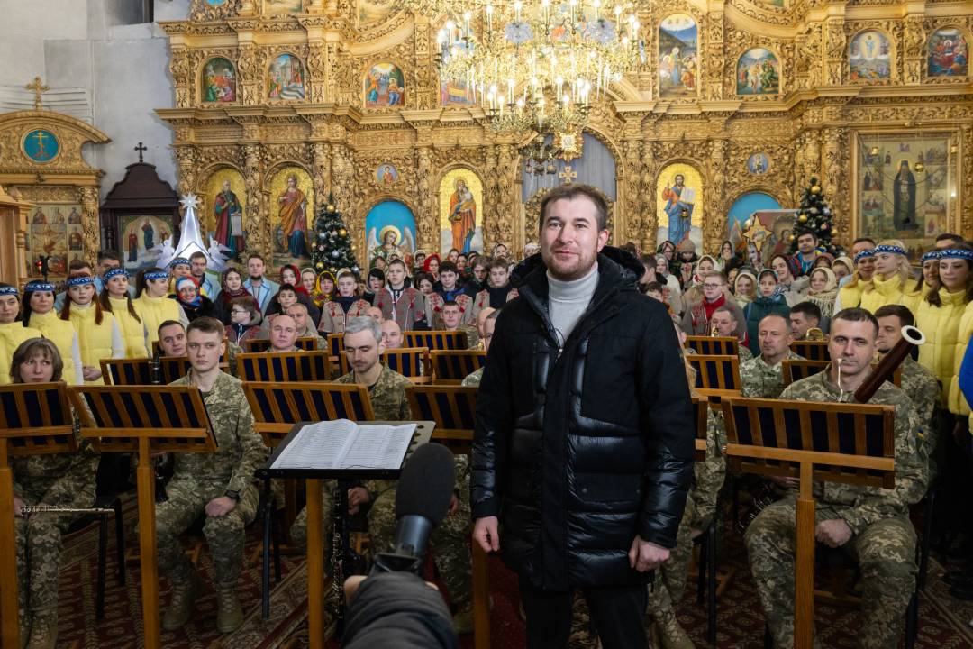 У День Соборності зведений хор зі 105 вокалістів виконав Молитву за Україну і встановив рекорд Чернігова