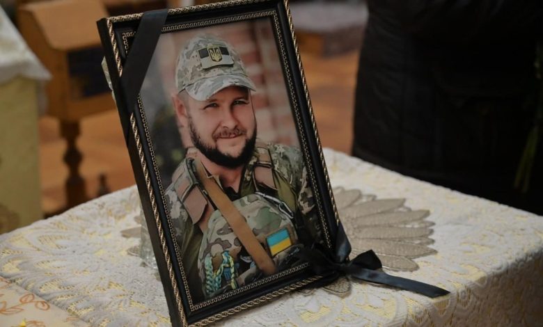 У Ніжині провели Захисника в останню путь
