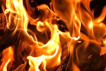 У селі на Чернігівщині згорів навантажувач